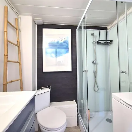 Les Toits De - Parvis De La Cathedrale